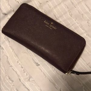 Kate Spade Cedar Street Wallet in Maroon